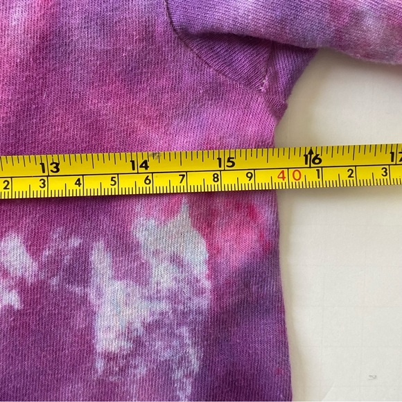 Tie Dyed Shirt Size 2T 2T 3T Purple Pink  White Gildan Girls 100% Cotton EUC - Picture 4 of 11